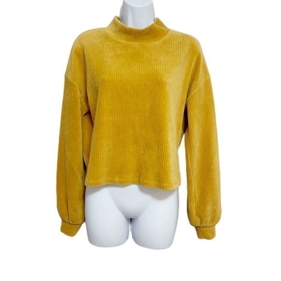 Altar'd State Tops - Altar’d State Mock Neck Ribbed Crop Long Sleeve Top